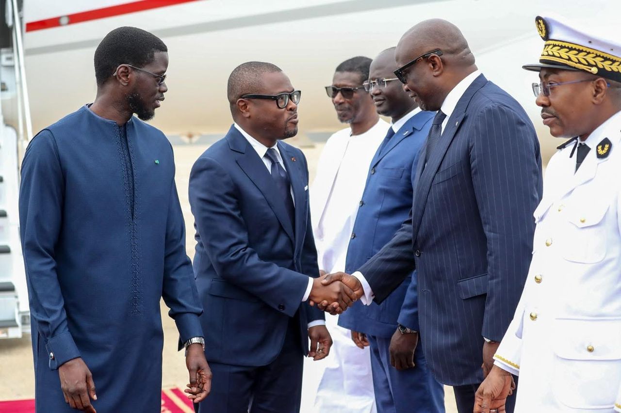 Le Président de la République du Bénin, S.E.M. Romuald Wadagni, a effectué ce matin une visite d’amitié et de travail au Sénégal