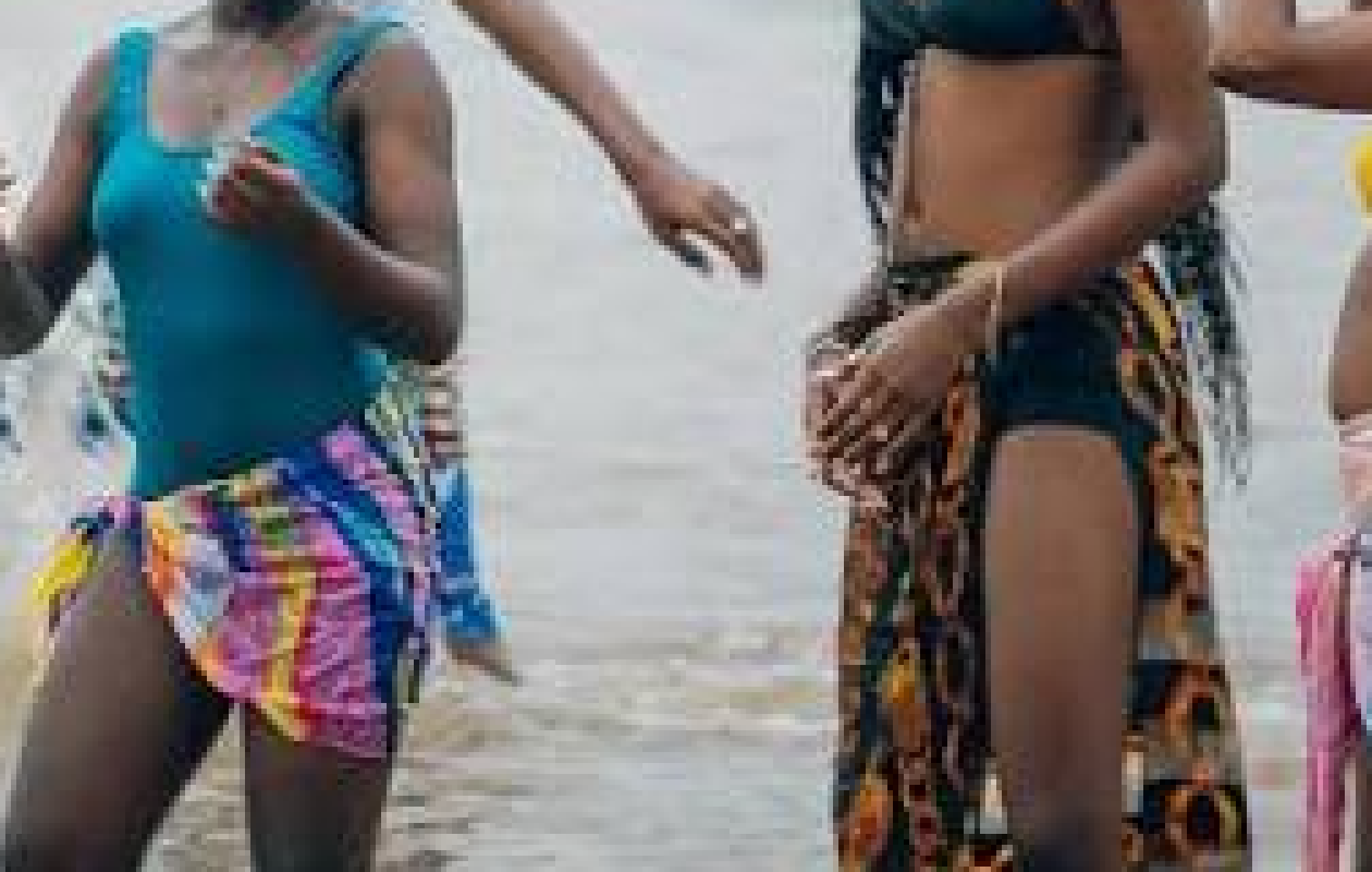 Plage de Guédiawaye : deux adolescentes accusent un jeune tout juste sorti de prison de gestes déplacés